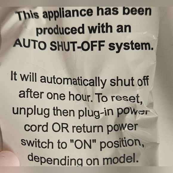 REVLON 1" 30 Heat Settings Titanium Plated Hair Straightener - Picture 3 of 4